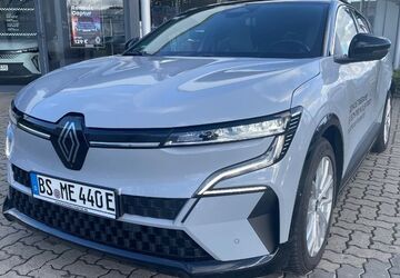 Renault Megane 13.710 km 30.890 &euro; Braunschweig 38124