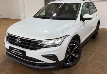 VW Tiguan 56.050 km 27.990 &euro; Braunschweig Wenden 38110