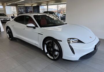 Porsche Taycan 1.990 km 67.990 &euro; Braunschweig 38116