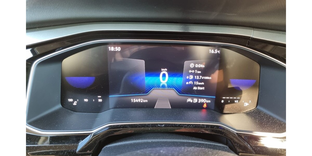 VW Taigo 16.000 km 17.900 &euro; Wolfsburg 38442