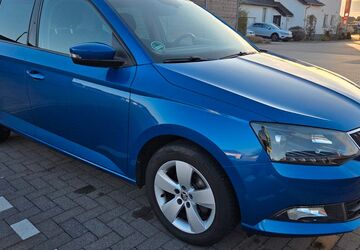 Skoda Fabia 126.000 km 7.190 &euro; Rühen 38471