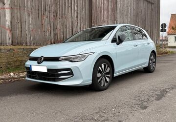 VW Golf 11.000 km 21.999 &euro; Wolfsburg 38440