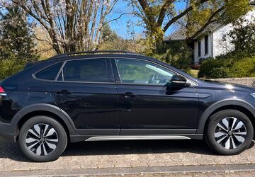 VW Taigo 16.000 km 17.900 &euro; Wolfsburg 38442