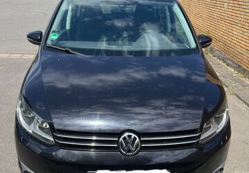 VW Touran 157.000 km 14.500 &euro; Gifhorn 39518