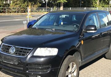 VW Touareg 437.572 km 2.000 &euro; Braunschweig 38110