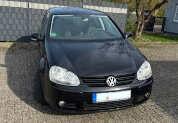 VW Golf 148.000 km 2.499 &euro; Vordorf 38533