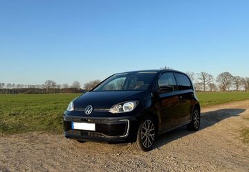VW e-up! 31.000 km 15.899 &euro; Rühen 38471