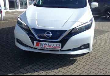 Nissan Leaf 19.907 km 15.950 &euro; Braunschweig 38112
