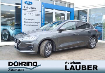 Ford Focus 7.542 km 24.475 &euro; Helmstedt 38350