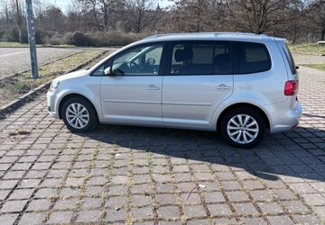 VW Touran 166.000 km 9.700 &euro; Wolfsburg 38442