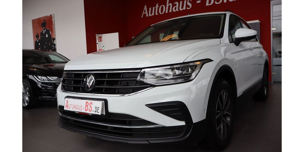 VW Tiguan 92.640 km 25.949 &euro; Braunschweig 38116
