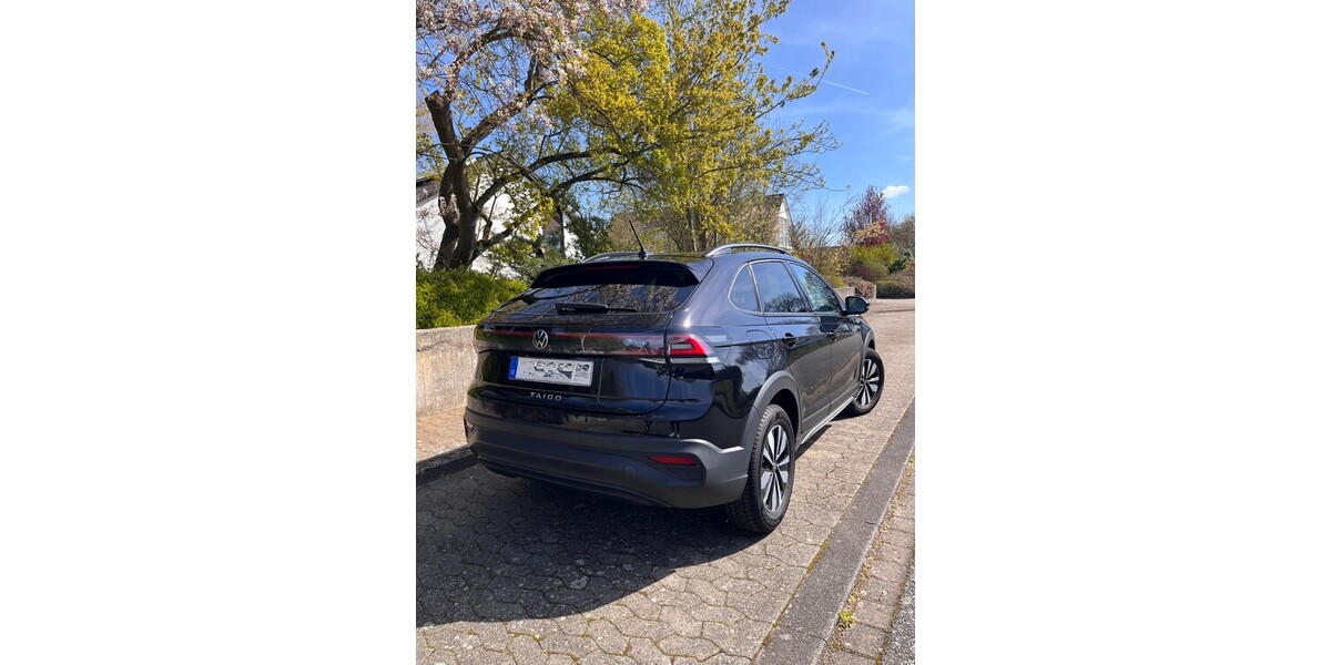 VW Taigo 16.000 km 17.900 &euro; Wolfsburg 38442