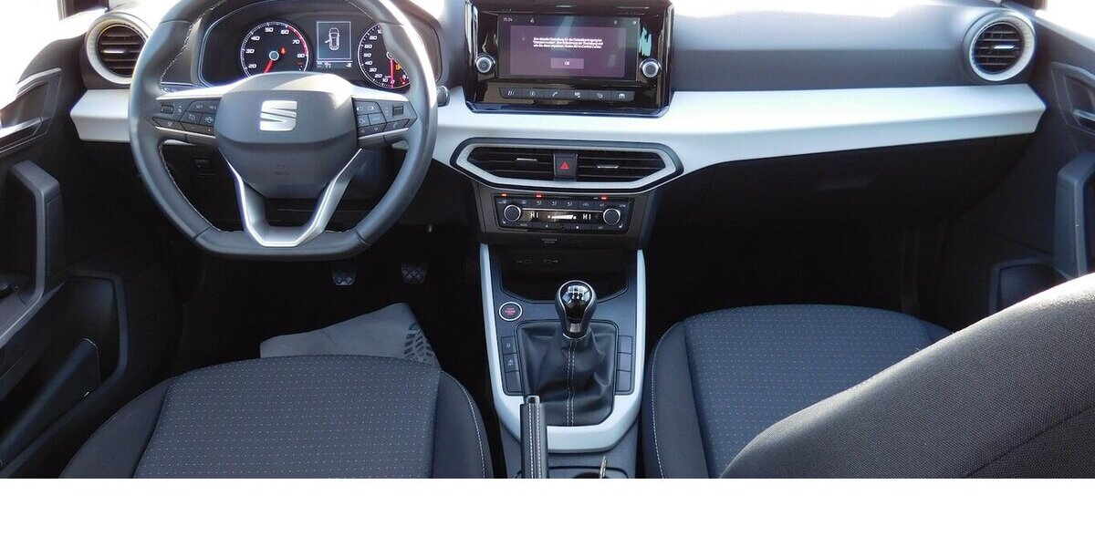 Seat Arona 1.0 FR-Line TSI BMT Klima Navi LED Alu 21.400 km 16.990 &euro; Vordorf 38533