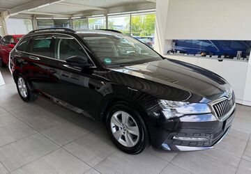 Skoda Superb 123.000 km 19.790 &euro; Braunschweig 38116