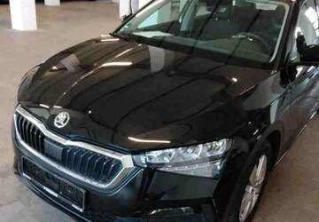 Skoda Scala 98.000 km 13.690 &euro; Braunschweig 38116