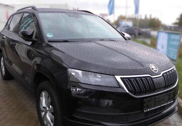 Skoda Karoq 92.852 km 14.400 &euro; Wolfsburg 38448