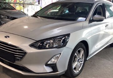 Ford Focus 30.900 km 15.780 &euro; Helmstedt 38350