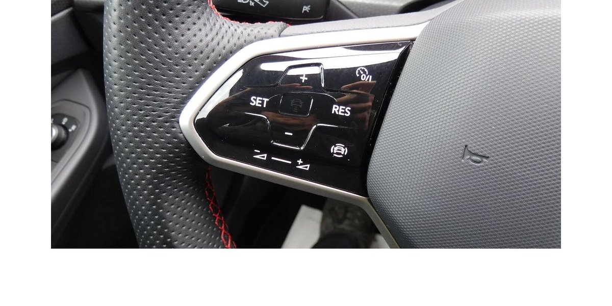 VW Golf GTI Golf 2.0 VIII TSI Performance 4Trg Navi 25.100 km 22.990 &euro; Vordorf 38533