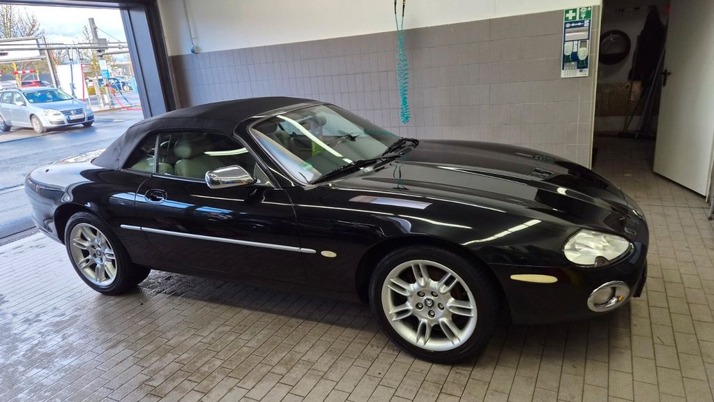 Jaguar XK8 166.000 km 14.700 &euro; Braunschweig 38124