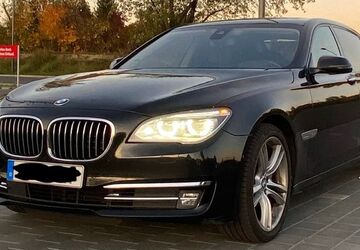 BMW 750 256.475 km 18.000 &euro; Braunschweig 38100