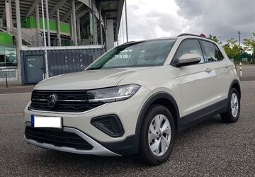 VW T-Cross 9.800 km 21.800 &euro; Braunschweig 38110