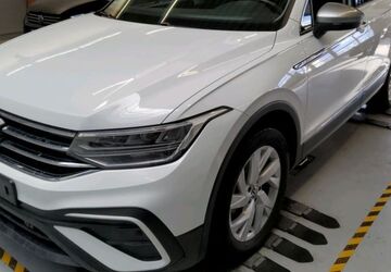VW Tiguan Allspace 37.000 km 28.470 &euro; Helmstedt 38350