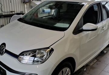 VW up! 67.620 km 10.890 &euro; Braunschweig 38114