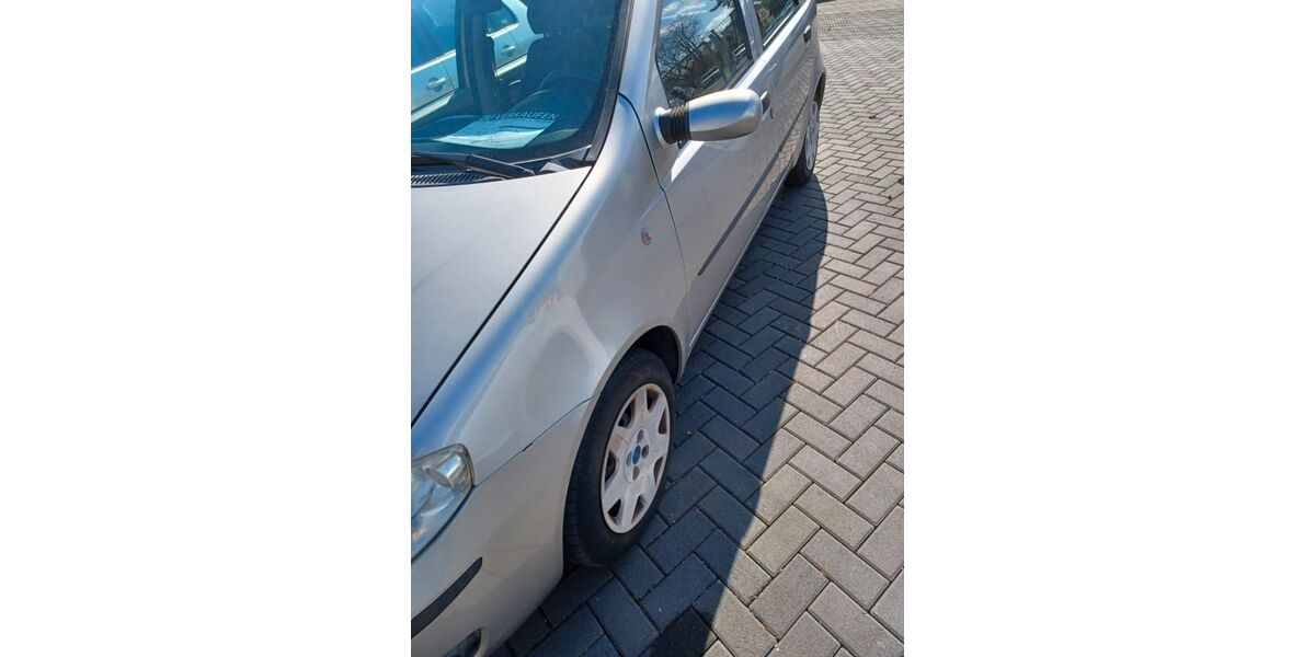 Fiat Punto 186.000 km 1.200 &euro; Braunschweig 38126