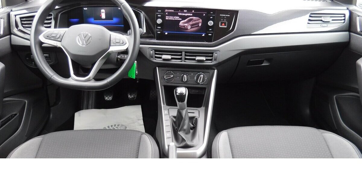 VW Taigo 1.0 TSI BMT Klima Radio Navi Klima 21.300 km 17.390 &euro; Vordorf 38533