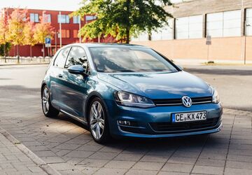VW Golf 284.000 km 8.500 &euro; Wendeburg 38176